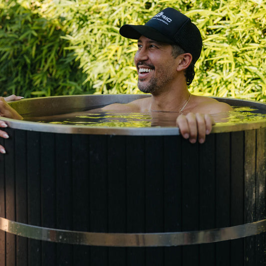 Oasislux Portable Composite Timber Ice Bath Tub - Electric Cold Plunge Therapy for Fitness Recovery